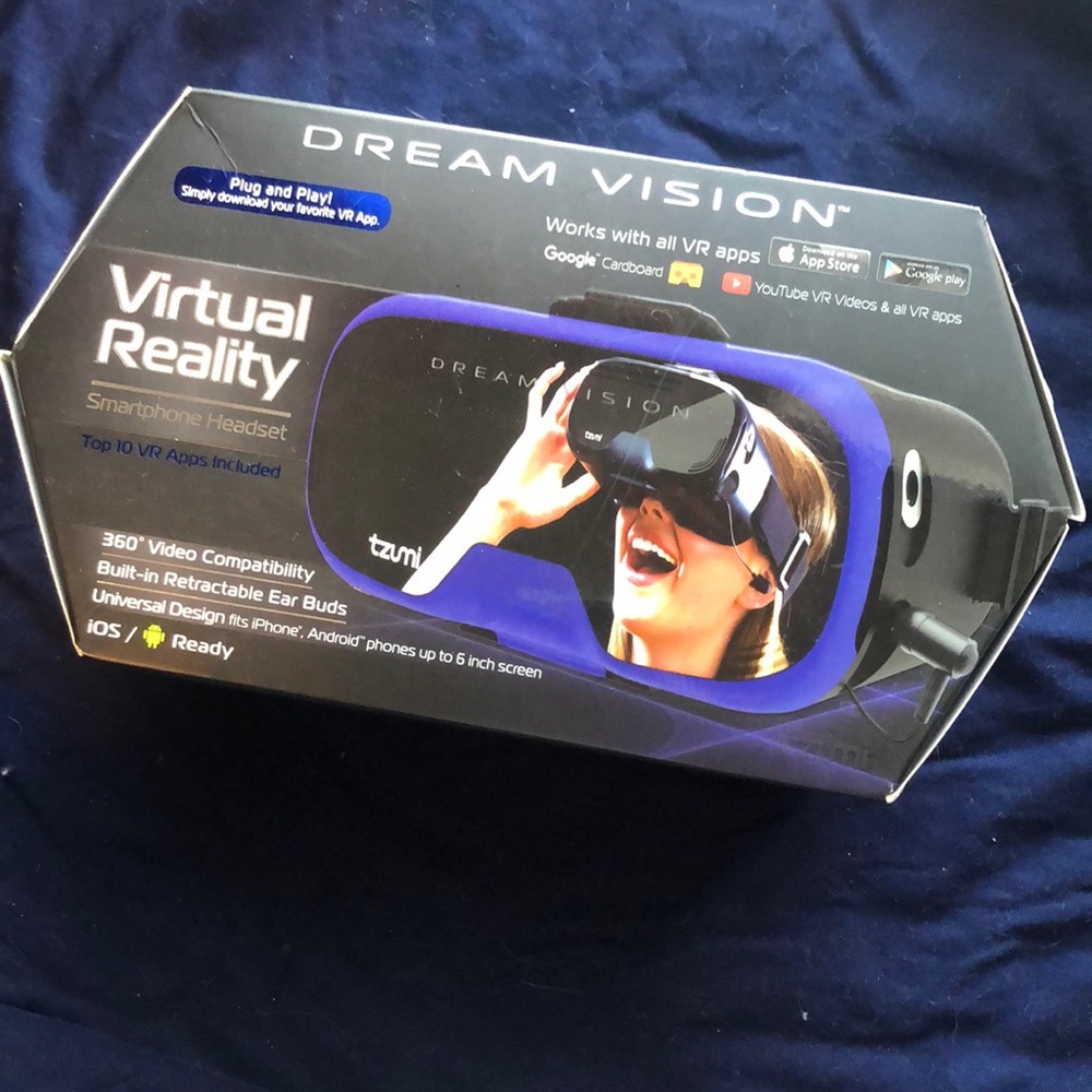Virtual reality smartphone headset
